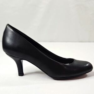 Easy Street Passion Women's Black Pumps Size 6N